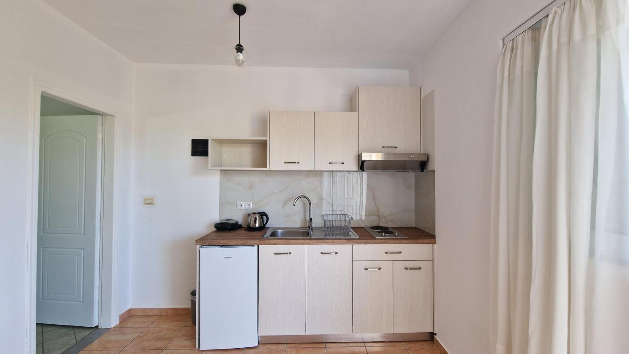 Horizon View Rooms Himare Exterior photo